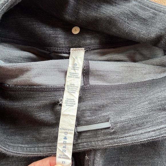 Lululemon Leggings Size 6 - Picture 10 of 10